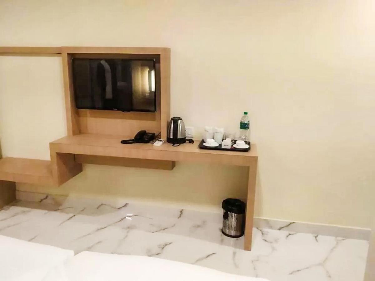 Fabhotel Nestlay Rooms Oragadam เชนไน ภายนอก รูปภาพ
